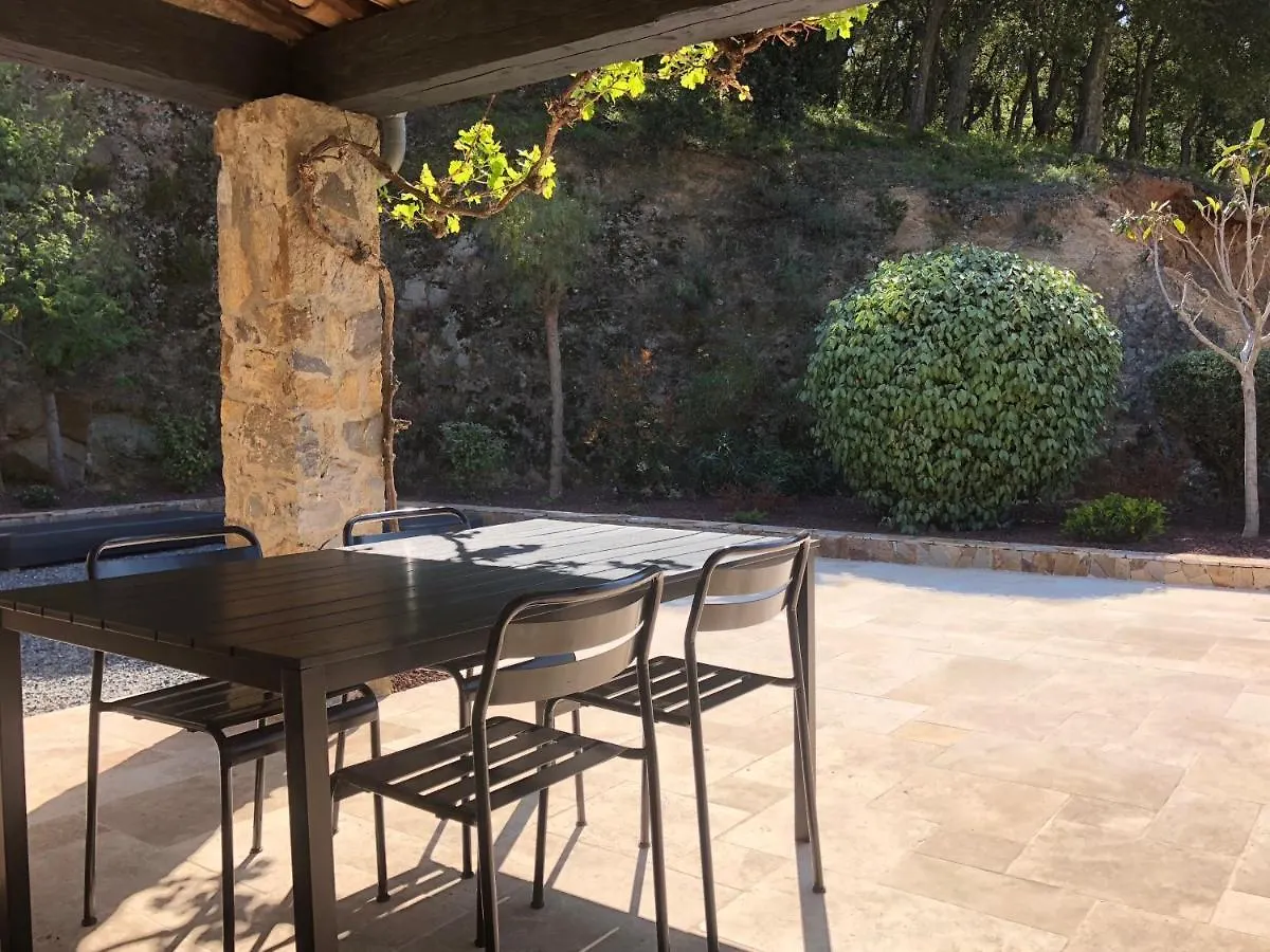 Bed and Breakfast Les Aurochs Grimaud Bed & Breakfast