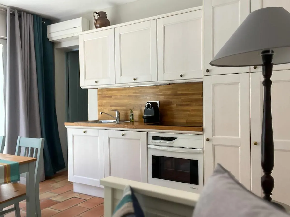 Bed and Breakfast Les Aurochs Grimaud Bed & Breakfast