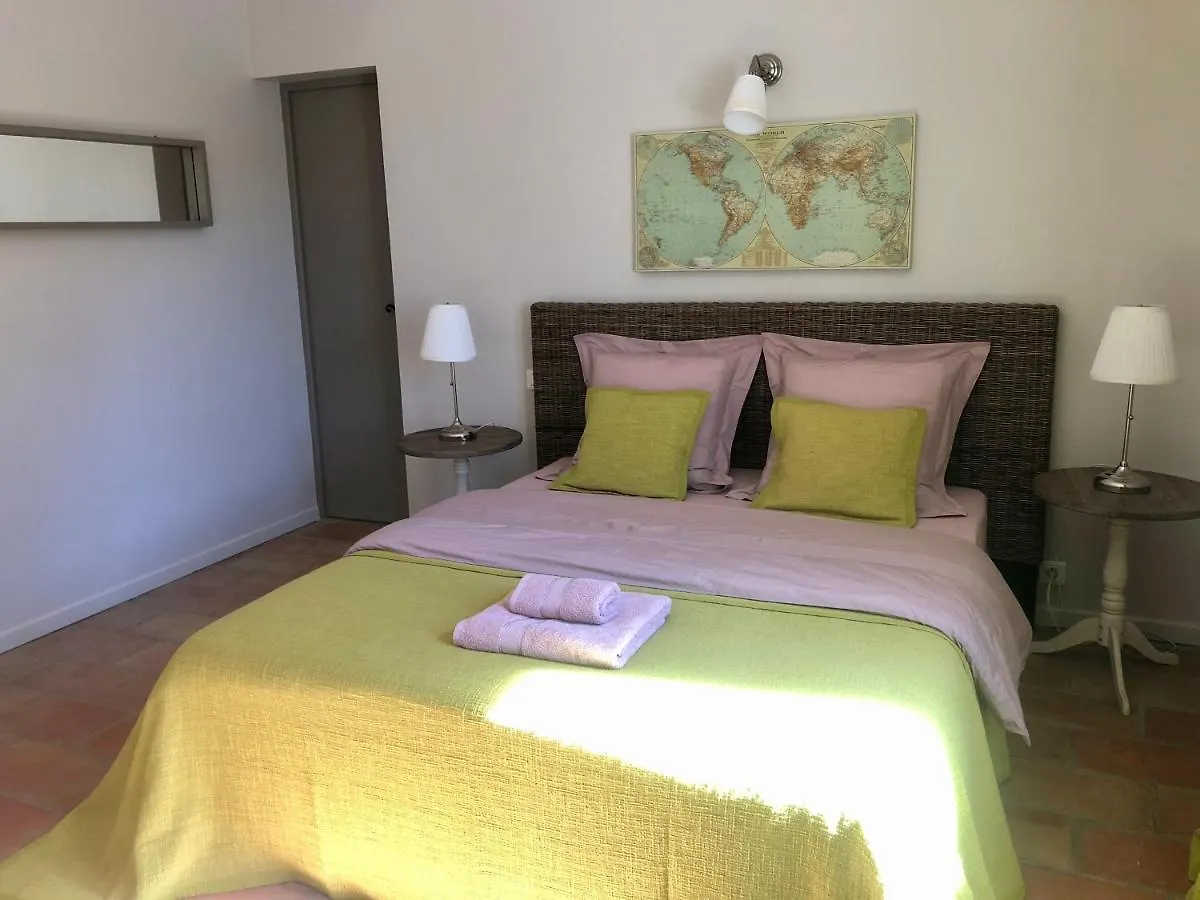 Bed & Breakfast Bed and Breakfast Les Aurochs Grimaud