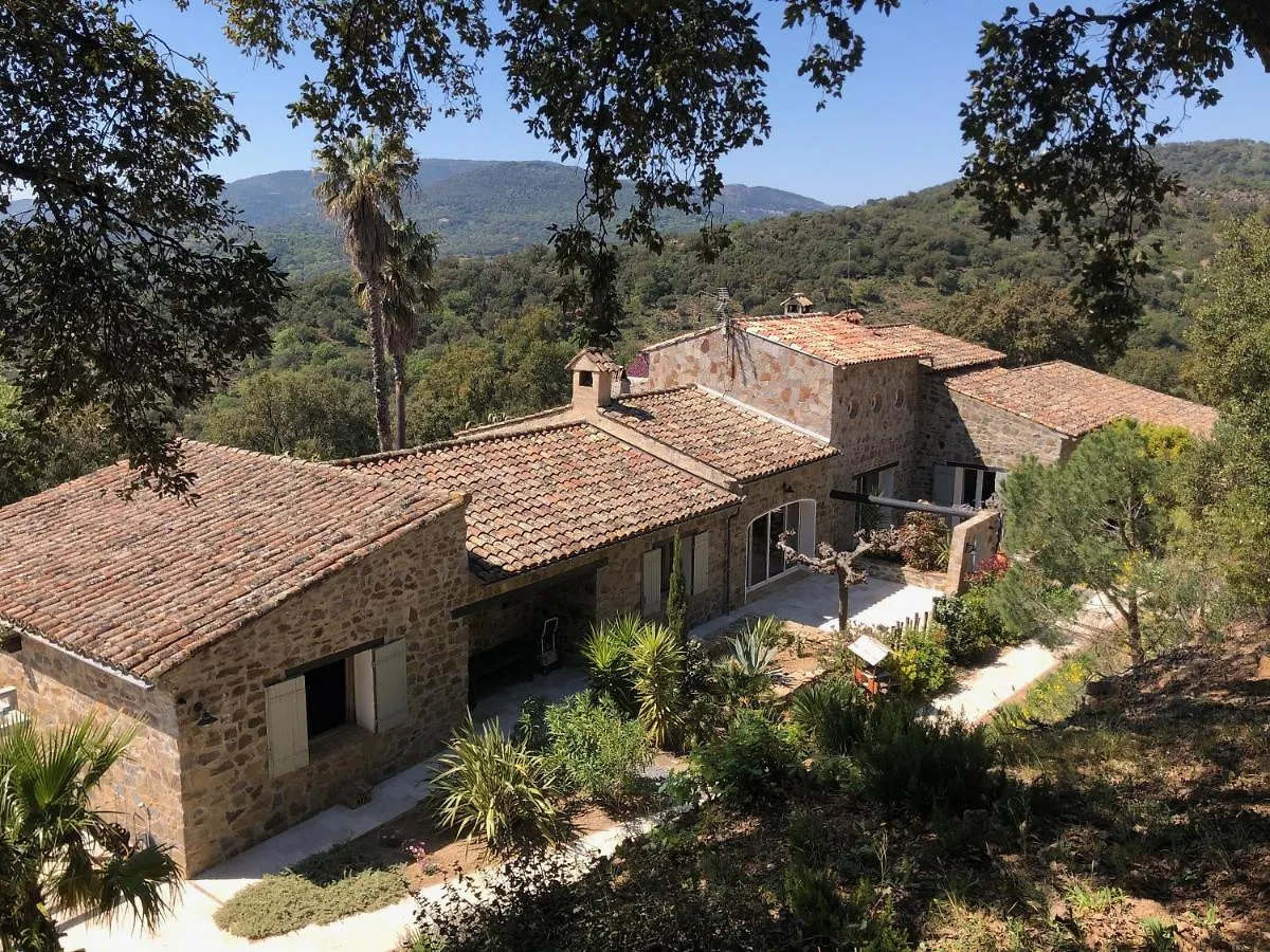 Bed and Breakfast Les Aurochs Grimaud