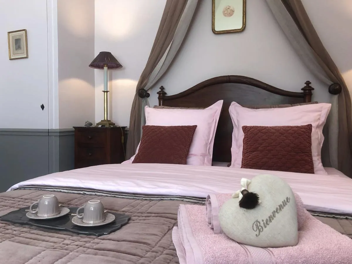 Bed and Breakfast Les Aurochs Grimaud 0*,  Francia