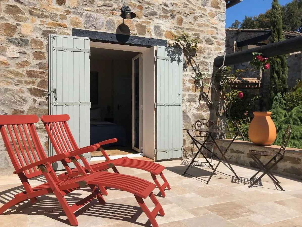Bed & Breakfast Bed and Breakfast Les Aurochs Grimaud Francia