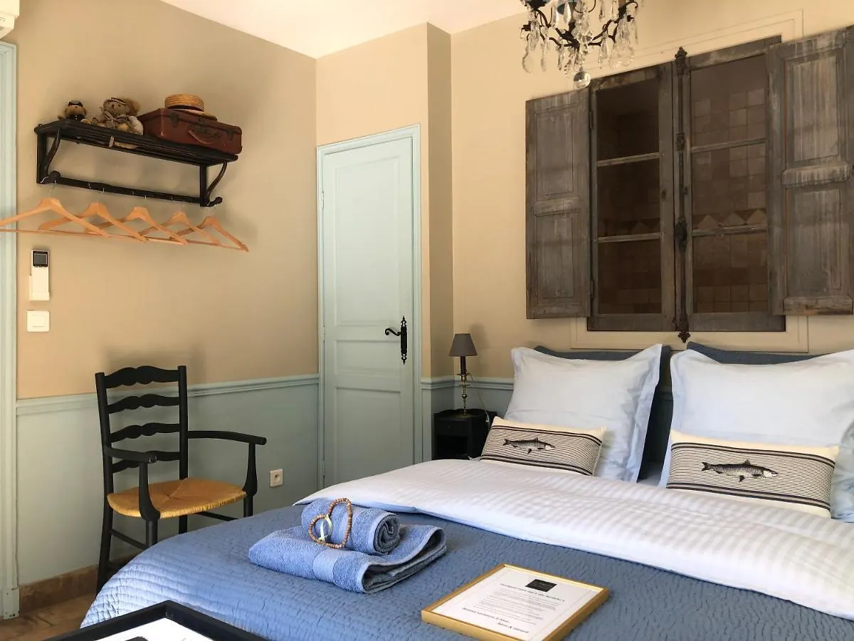 Bed & Breakfast Bed and Breakfast Les Aurochs Grimaud