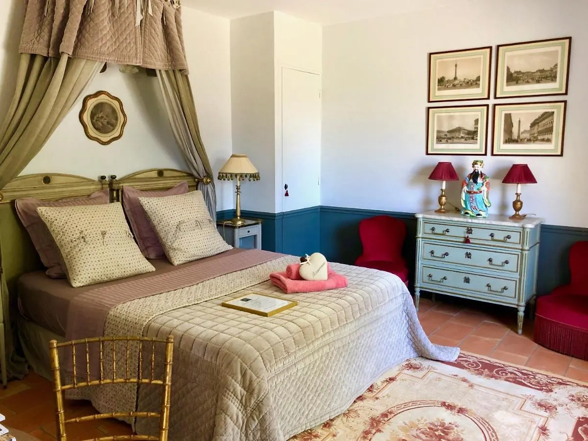 Bed and Breakfast Les Aurochs Grimaud Bed & Breakfast